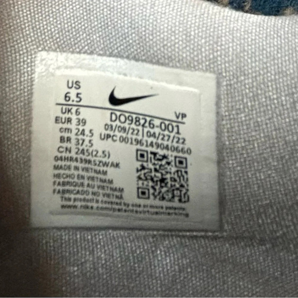 KD7 Wolf Grey Nikes - Picture 10 of 10